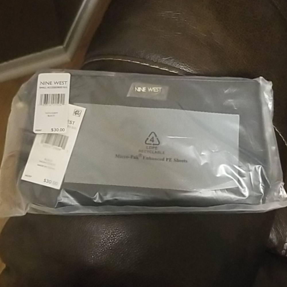 Large black nine west leather wristlet